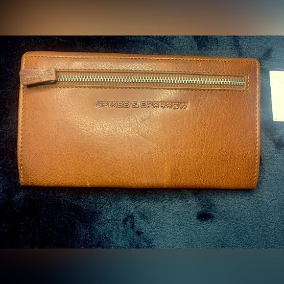 Spikes & Sparrow Wallet - Picture 2 of 3